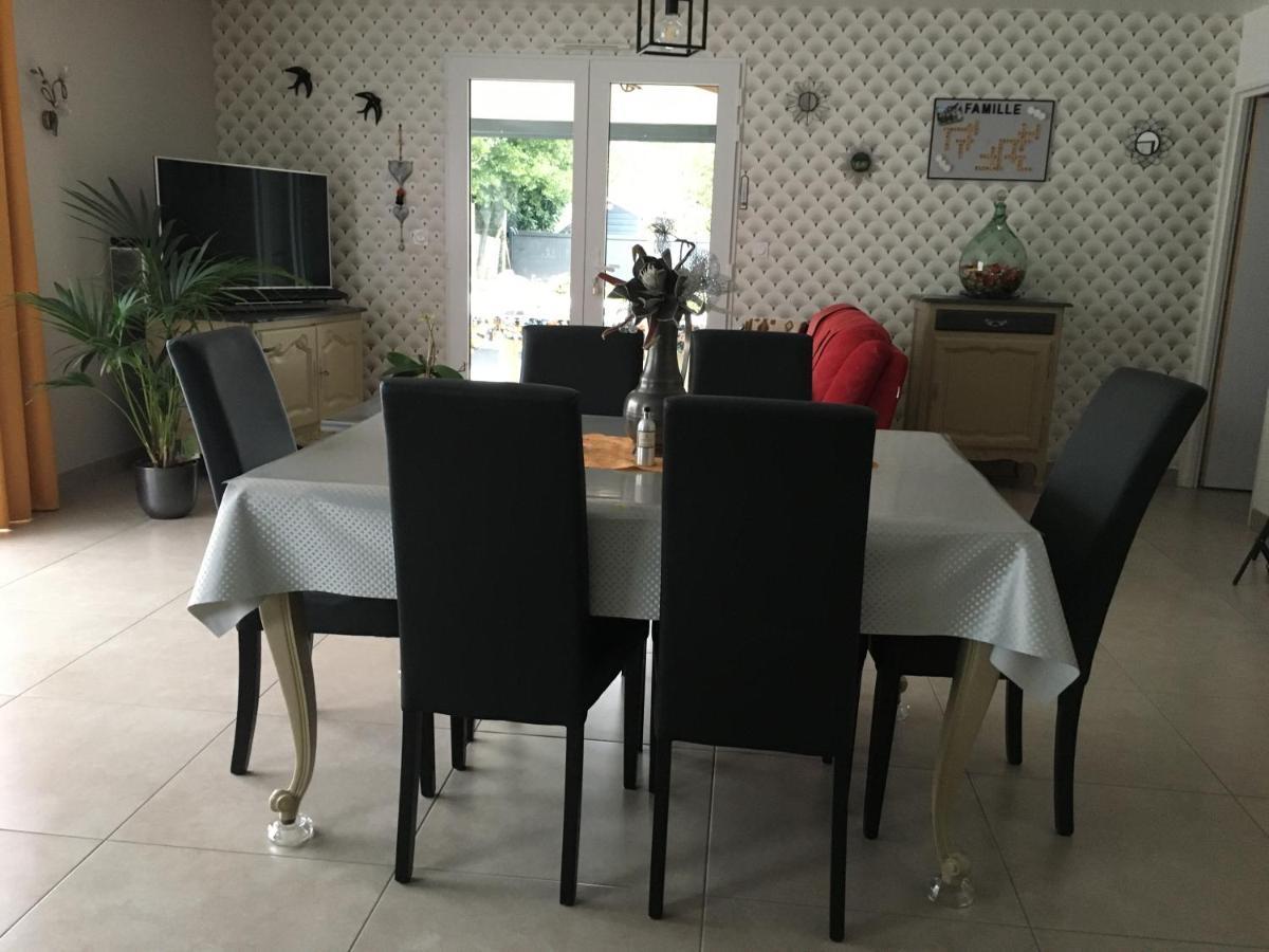 Au Vieux Bourg Apartman Guécélard Kültér fotó